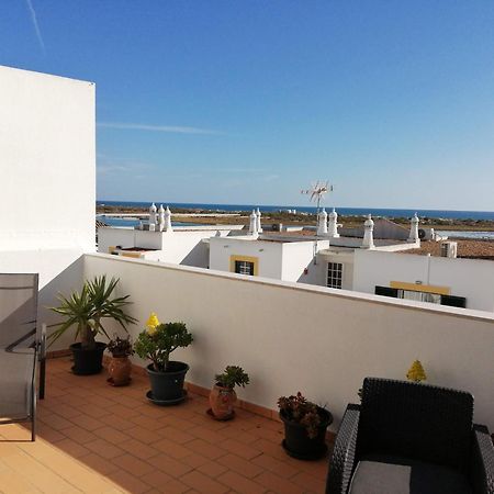 Apartamento Vista Mar 卡巴纳斯·德·塔维拉 外观 照片